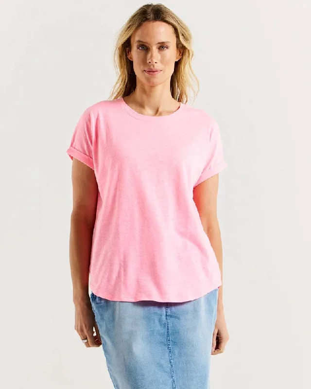 Women's Scoop Neck T-Shirts-Betty Basics Hailey Short Sleeve Tee