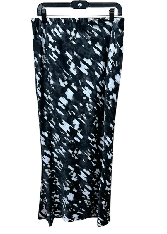 Women's High-Waisted A-Line Skirts-Skirt Maxi By Vero Moda In Black & White, Size: L