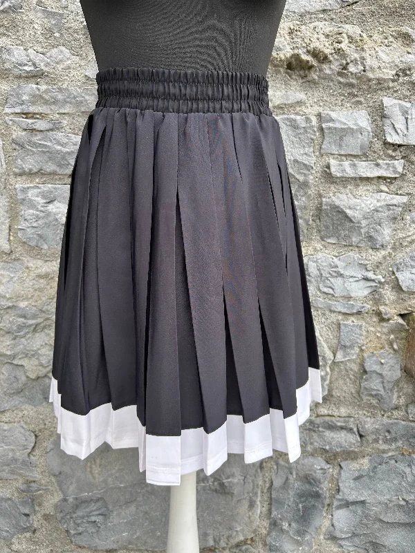 Women's Cotton Skirts-90s Black&white pleated skirt uk 6-8