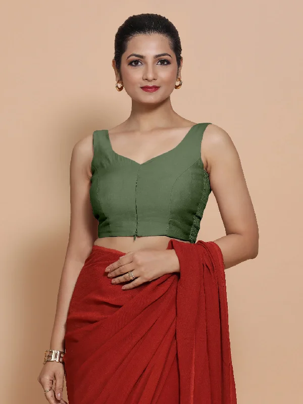 Nitya x Rozaana | Sleeveless Saree Blouse in Hunter Green