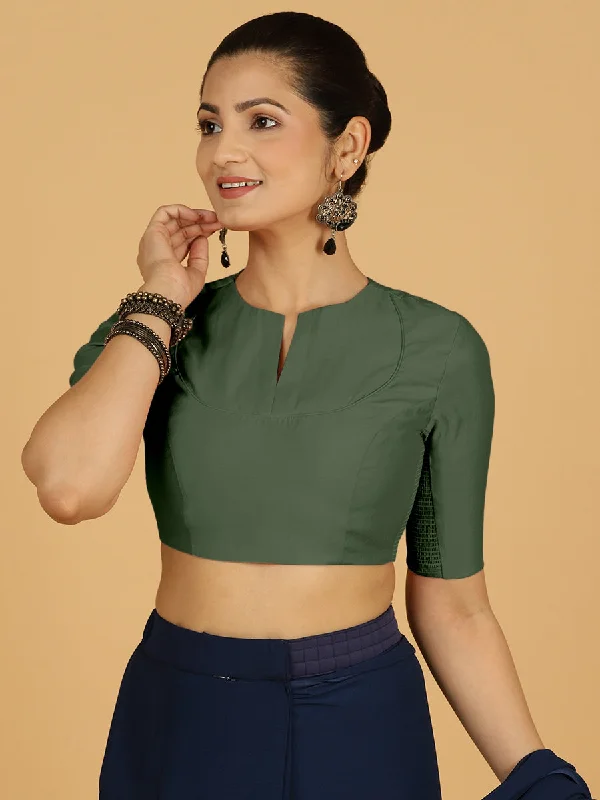 Karishma x Rozaana | Elbow Sleeves Saree Blouse in Pine Green