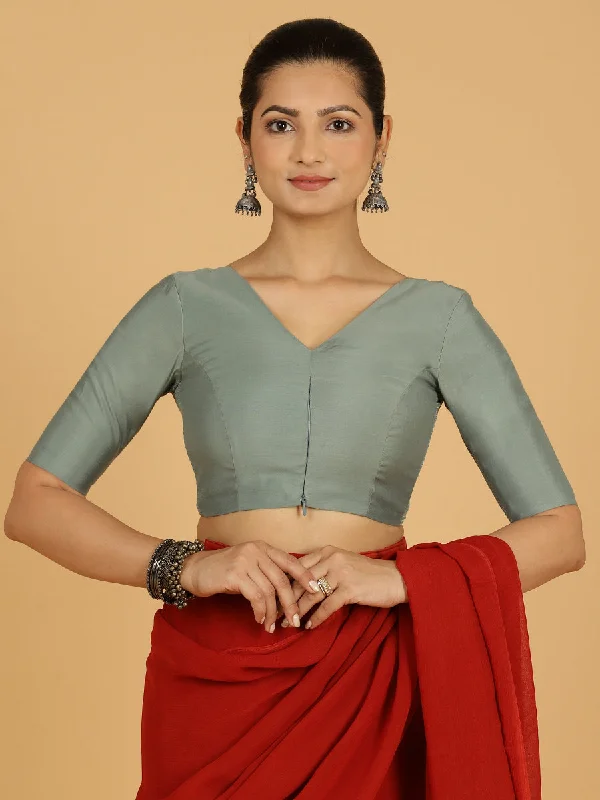 Shabana x Rozaana | Elbow Sleeves Saree Blouse in Mint Green