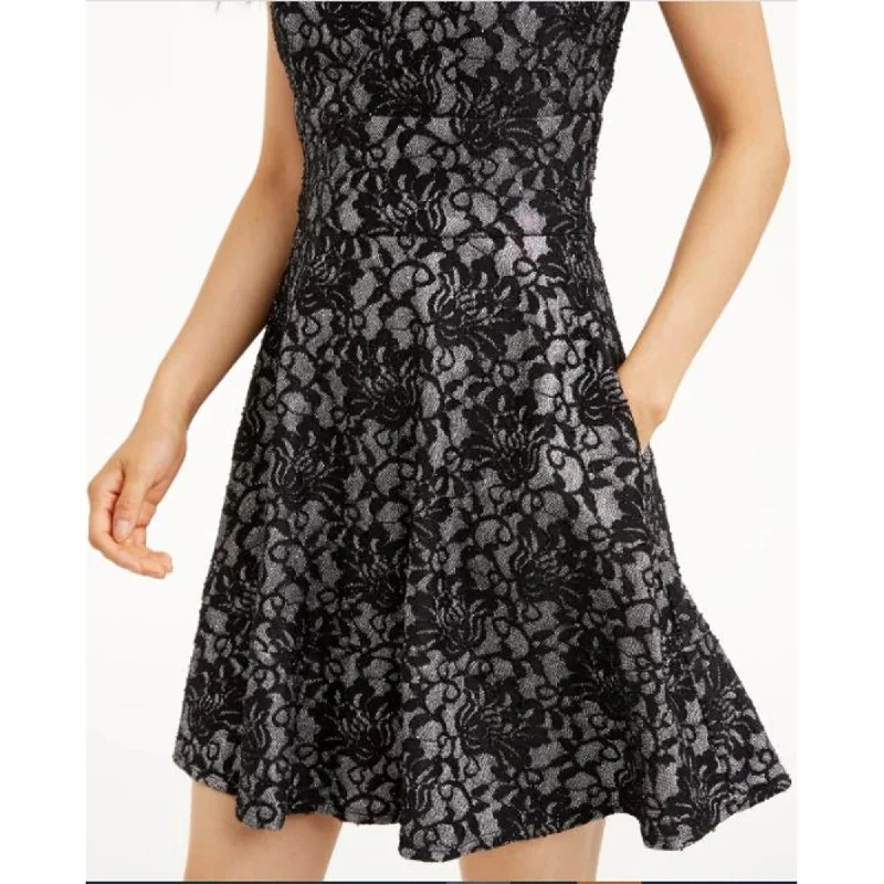 Women's Casual A-Line Floral Dresses-Speechless Junior's Bonded Lace Ruffle Hem Dress Silver Size 9