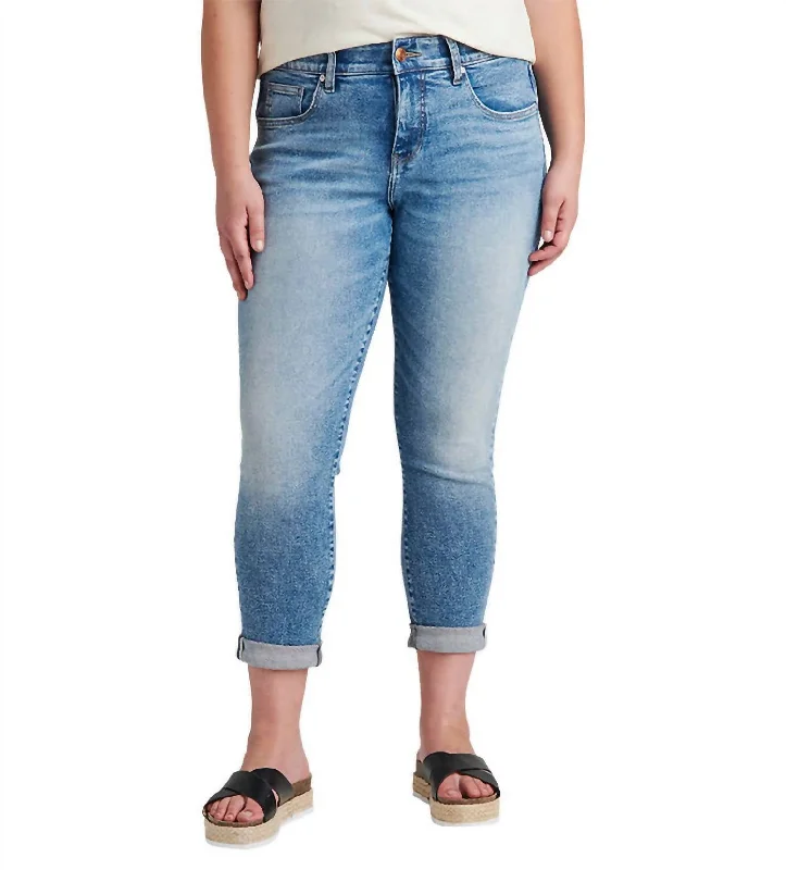 Women's Flight Pants-Carter Girlfriend Jean - Plus In Del Mar